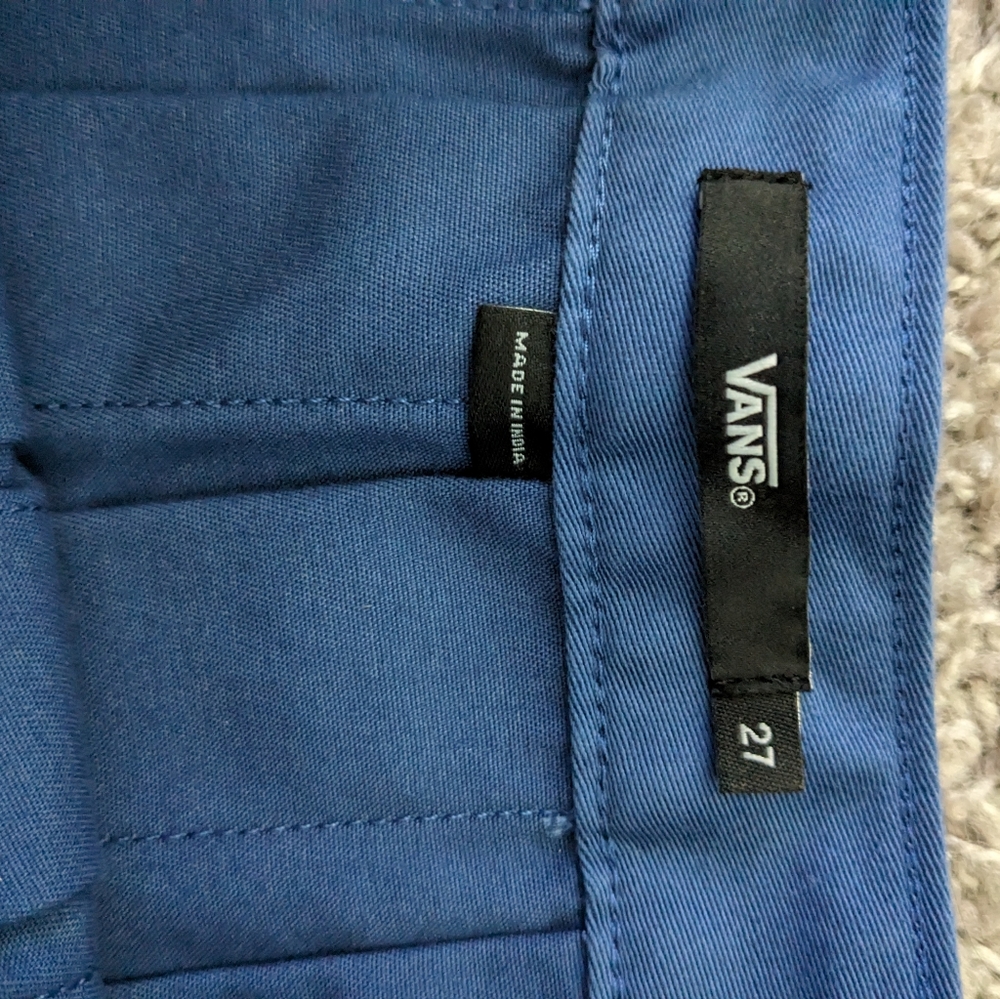 Vans - Picture 3 of 4